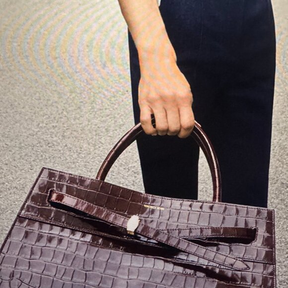 NWT: Gorgeous Large Veronica Beard DASH Bag, the IT bag of the season! - Picture 3 of 9